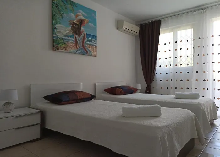 Infinity Night Holiday home *