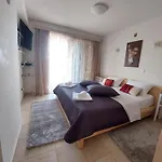 Infinity Night Holiday home *