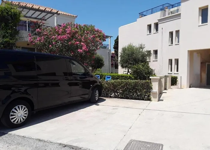 Дом отдыха Infinity Night *